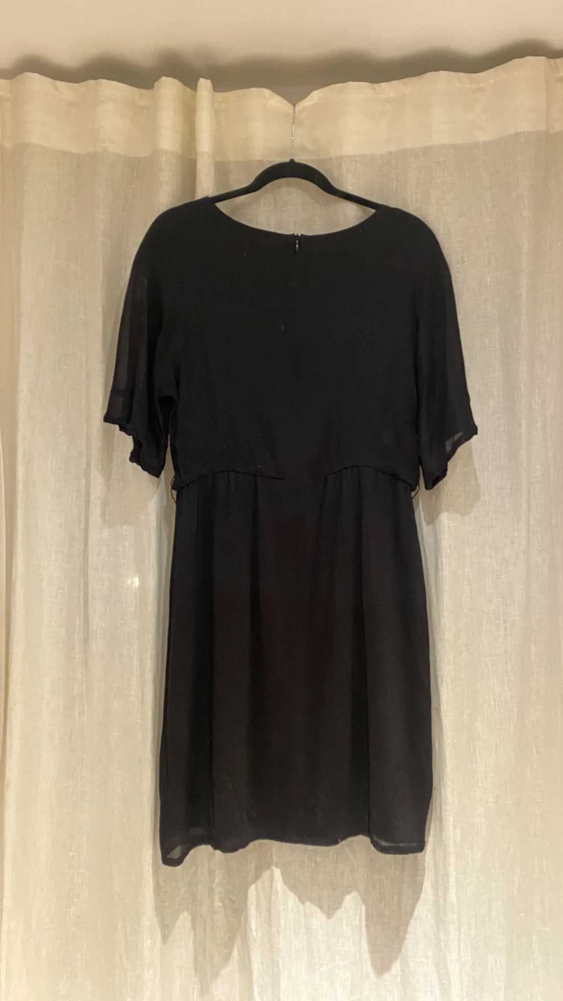 Image for Robe à broderies et sequins Yumi - Taille 10