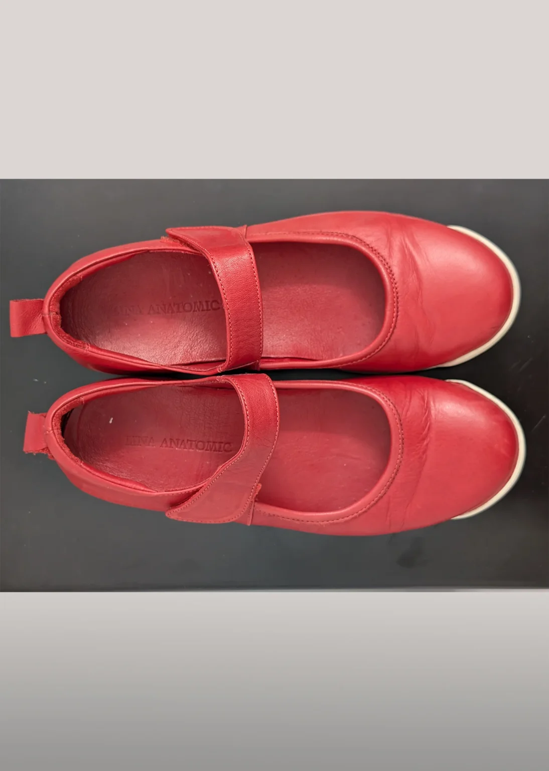Featured image for Chaussures Lina Anatomic rouge