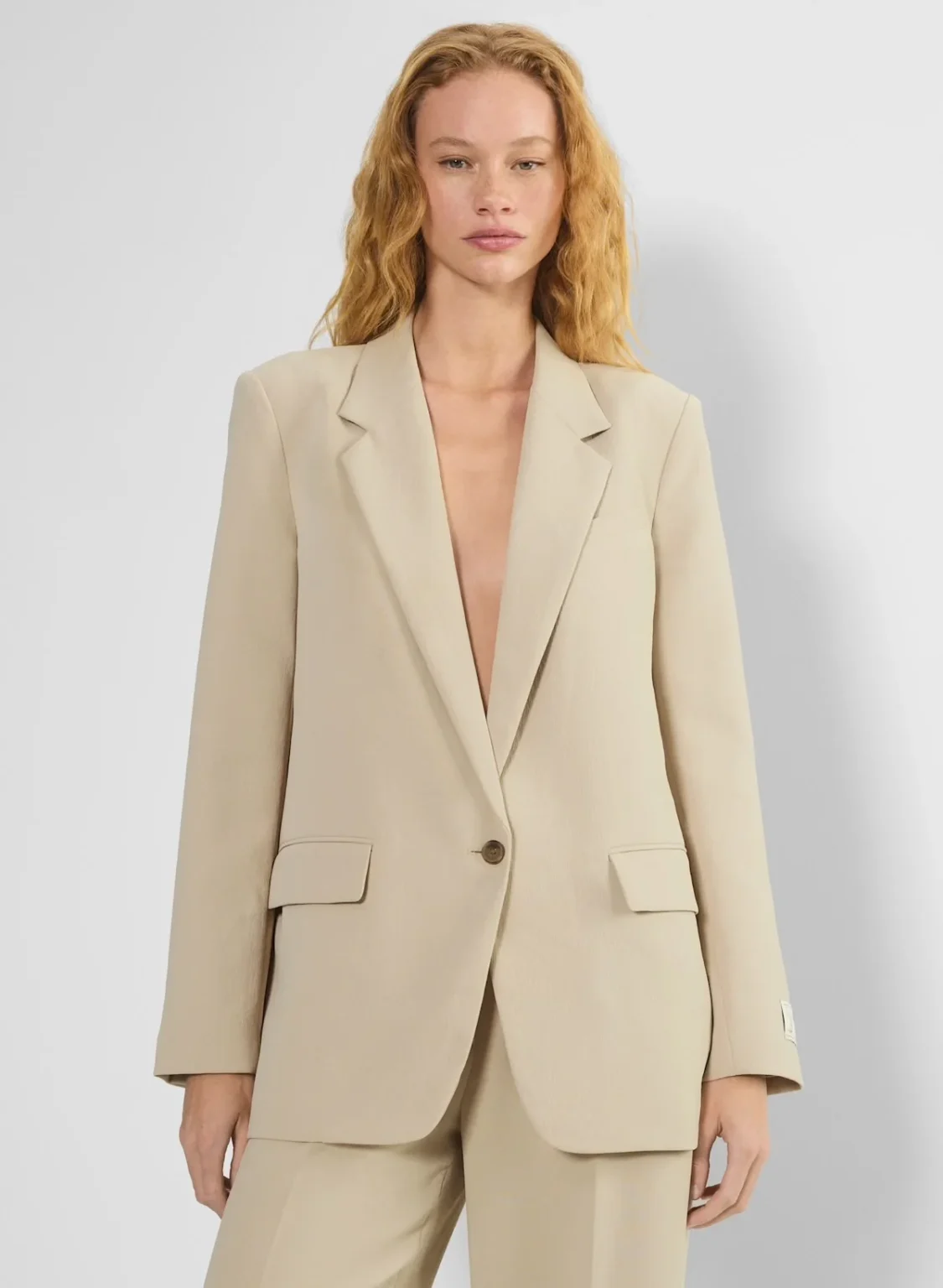 Image for Aritzia | Suit : Blazer + Pants Effortless (NEUF)