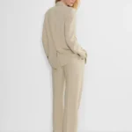 Thumbnail for Aritzia | Suit : Blazer + Pants Effortless (NEUF)