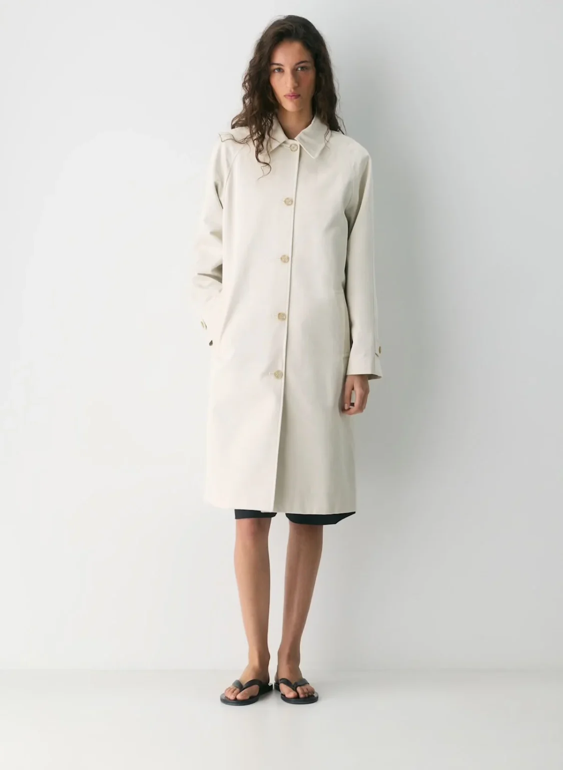 Featured image for Aritzia | TRENCH RÉGENT (comme neuf)