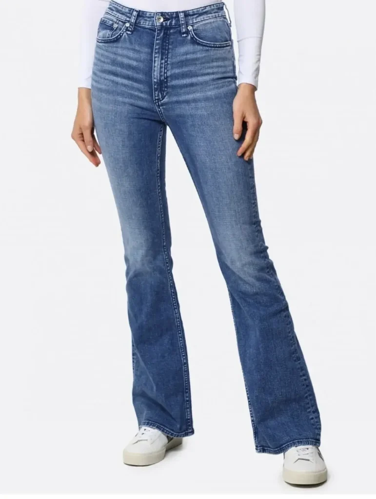 Featured image for Jeans Évasé taille haute Casey