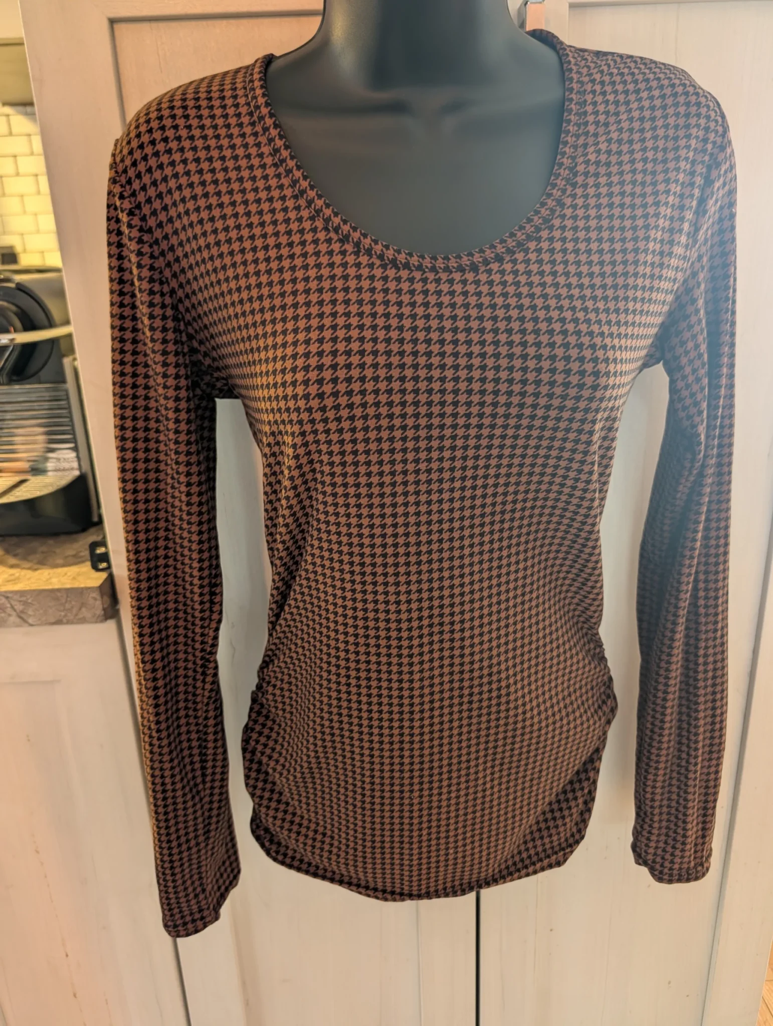 Featured image for Gilet à motif pied de poule brun et noir