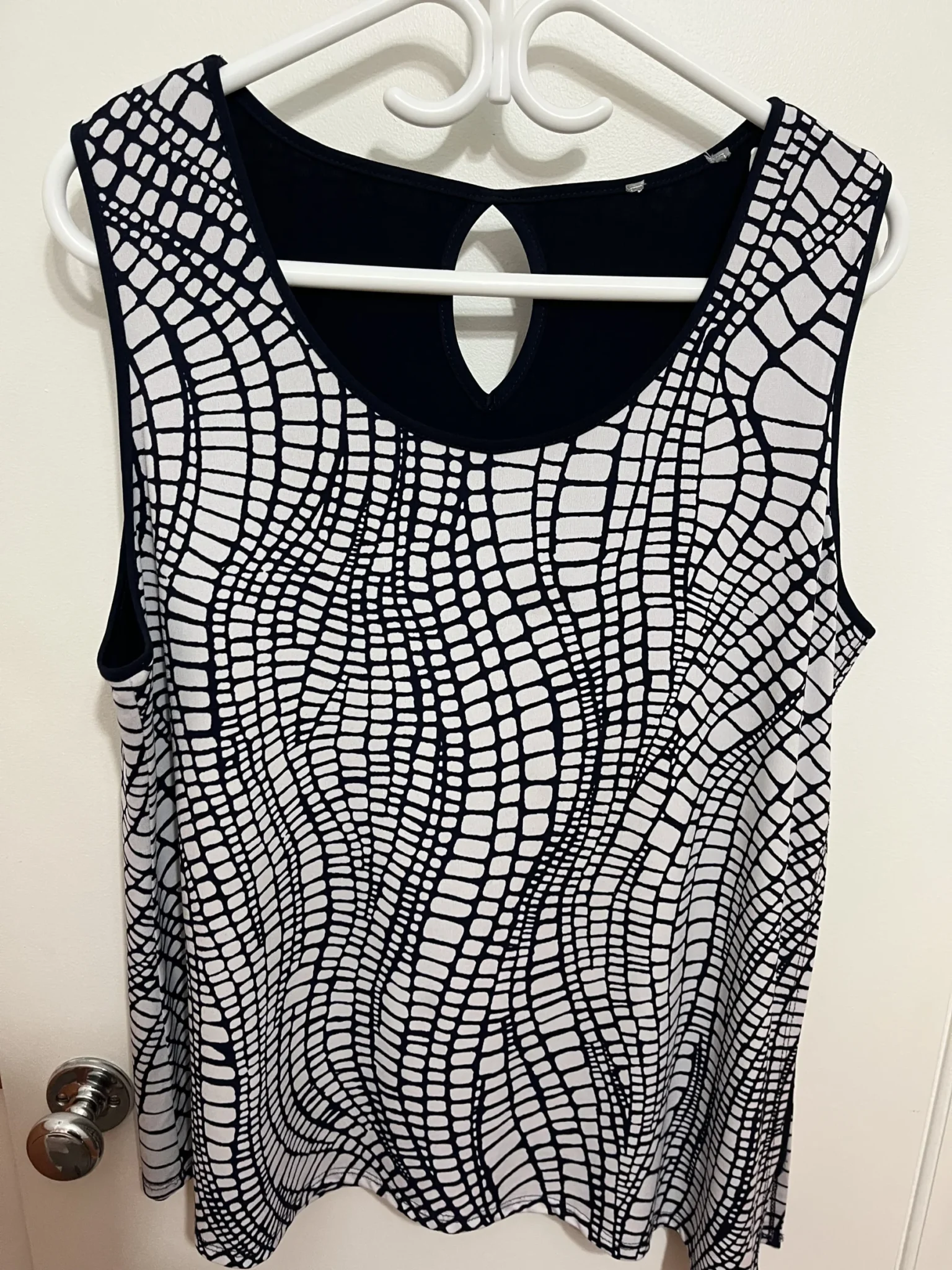 Featured image for Élégante camisole