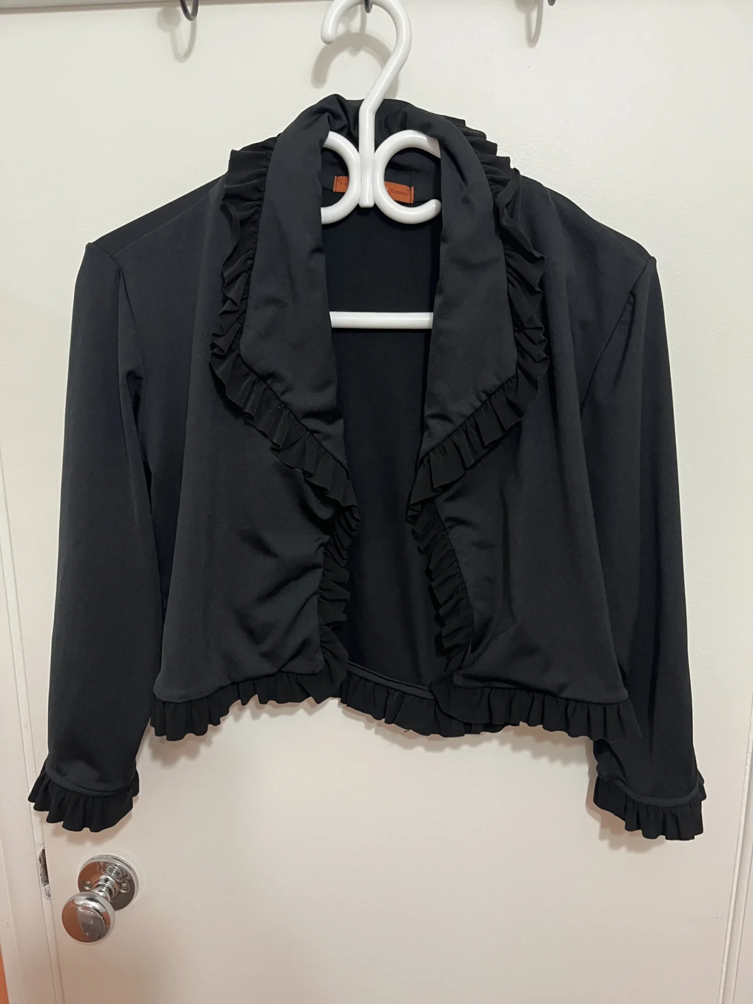 Featured image for Veste à la taille