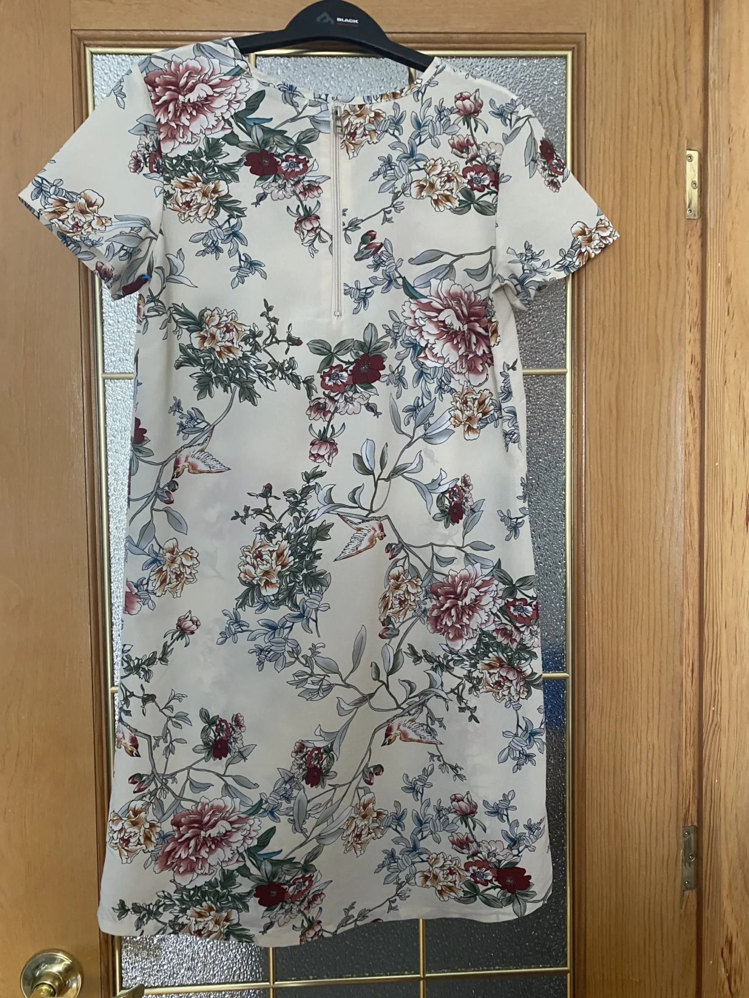 Image for Robe d’été fleurie crème