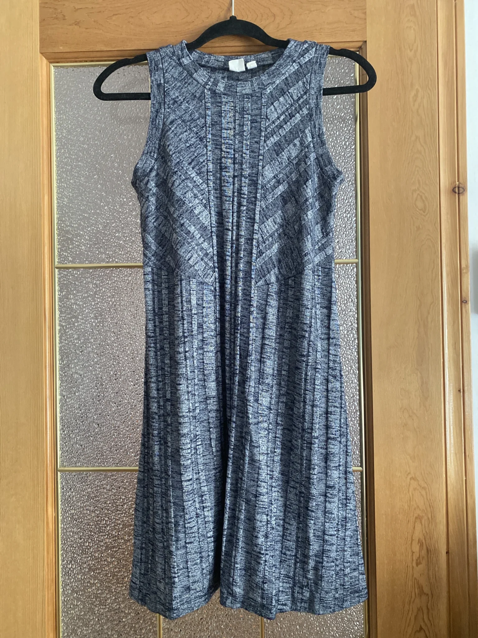 Featured image for Robe d’été sans manche en tricot