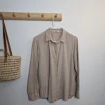 Featured thumbnail for 🤎 Chemise beige Uniqlo
