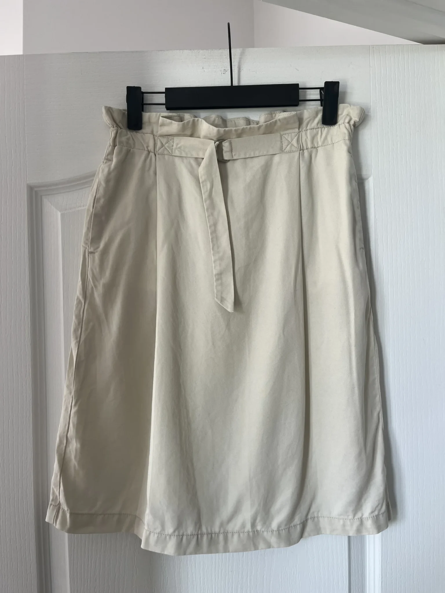 Featured image for Maison Martin Margiela MM6 skirt beige size 40