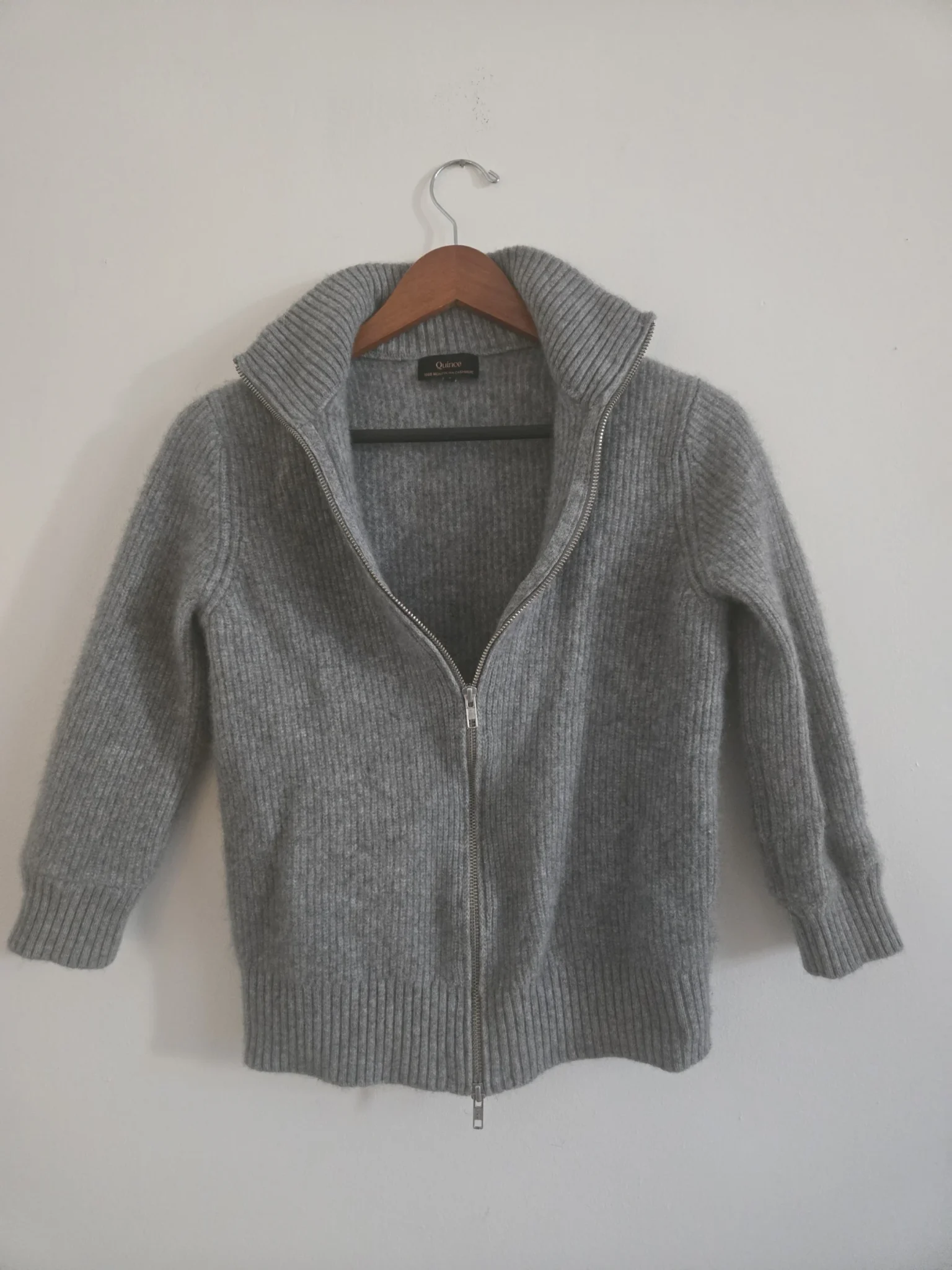 Image for Quince 100% cashmere jacket