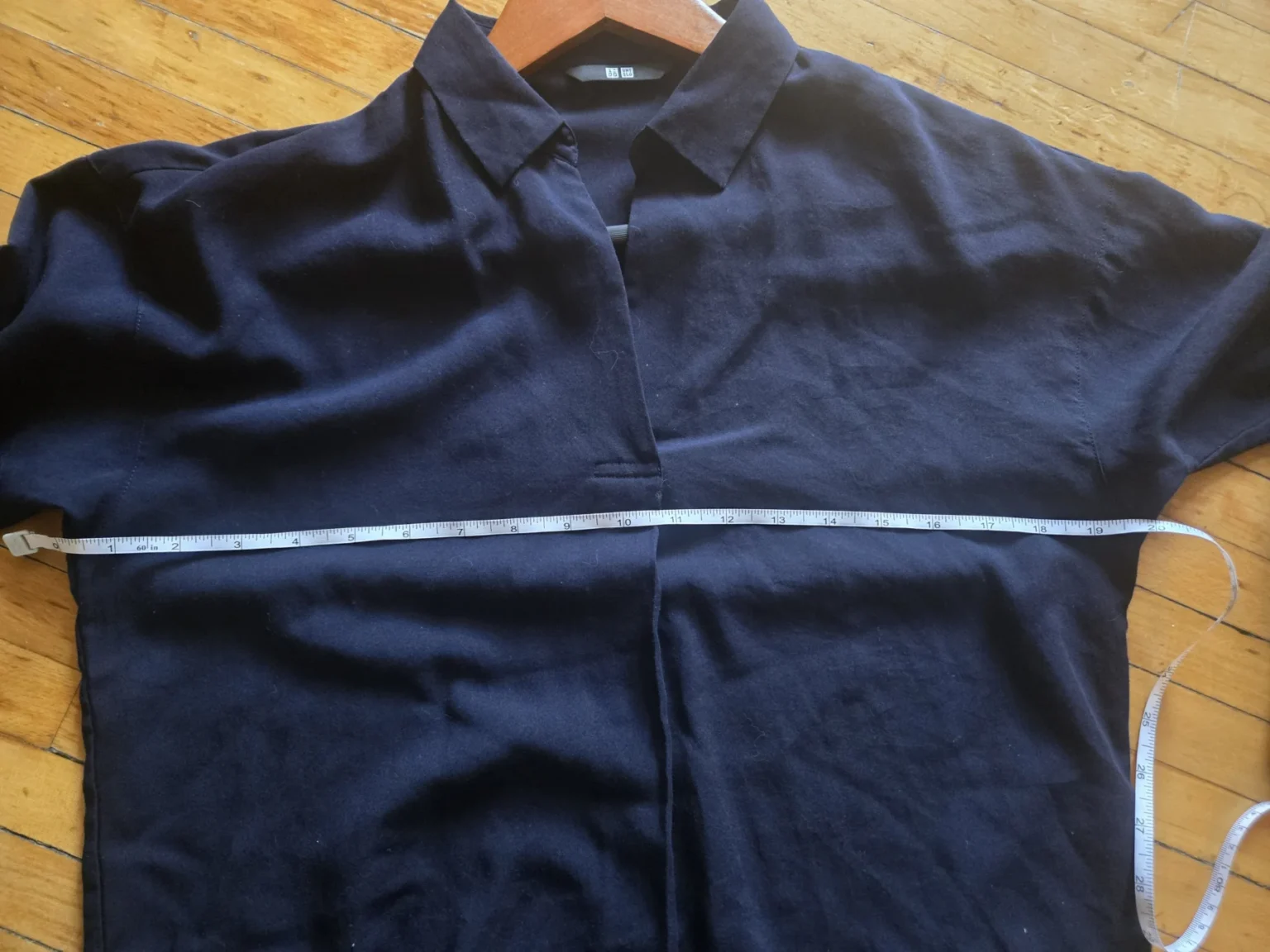 Image for New Uniqlo navy blouse