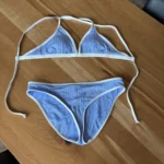 Featured thumbnail for Maillot de bain bleu pâle et blanc