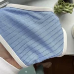 Thumbnail for Maillot de bain bleu pâle et blanc