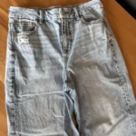Thumbnail for Curvy mom jeans du American Eagle