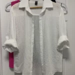 Featured thumbnail for Blouse/ chemise blanche