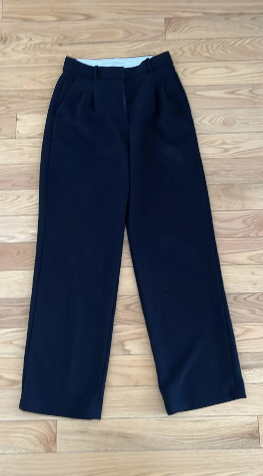 Pantalon Aritzia effortless taille 4 - S Aritzia seconde main