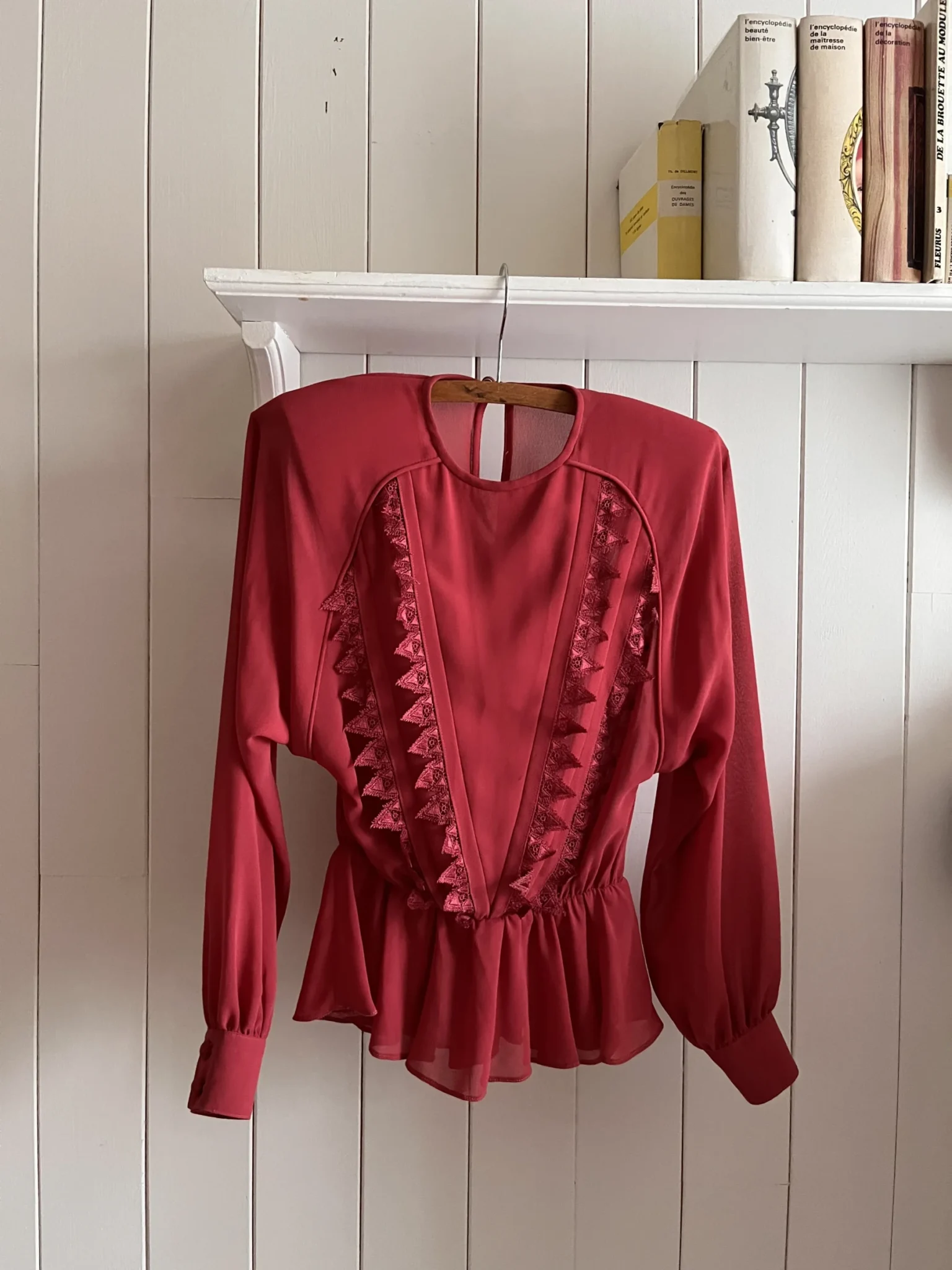 Featured image for Blouse framboise