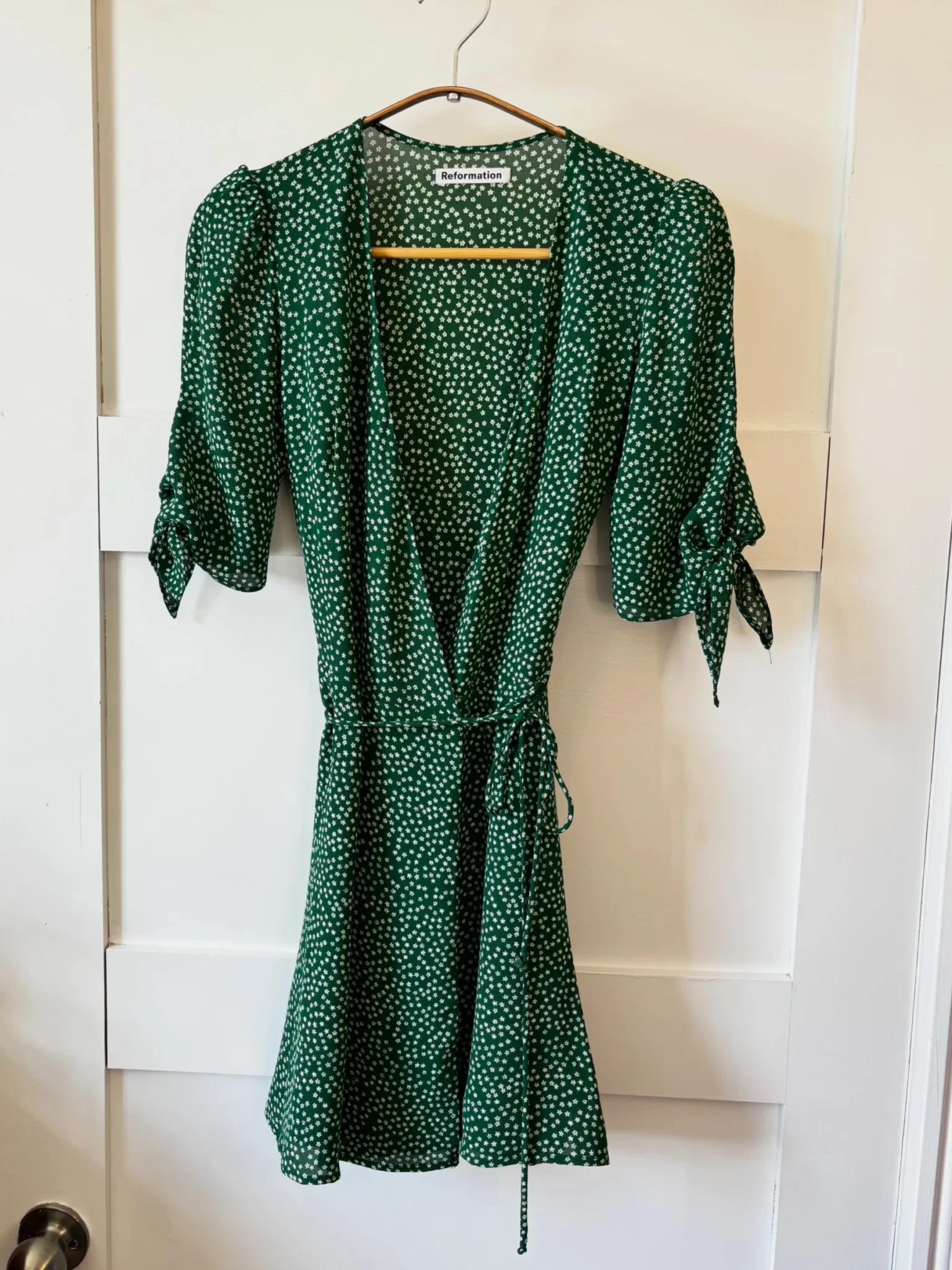 Featured image for ♥️Robe verte REFORMATION