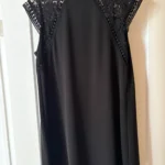 Featured thumbnail for Petite robe noire
