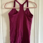 Thumbnail for Débardeur de Sport Lululemon Ebb to Street – Magenta Intense