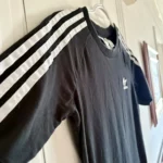 Thumbnail for Robe noire Adidas - Medium