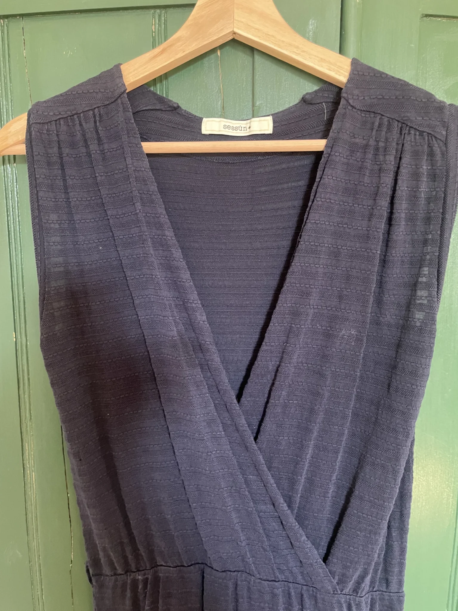 Featured image for Robe style cache-coeur Sessun
