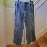 Featured thumbnail for Jeans jambes larges MÉLANIE LYNE (16)
