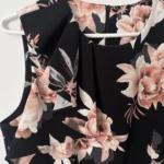Thumbnail for Chic dress