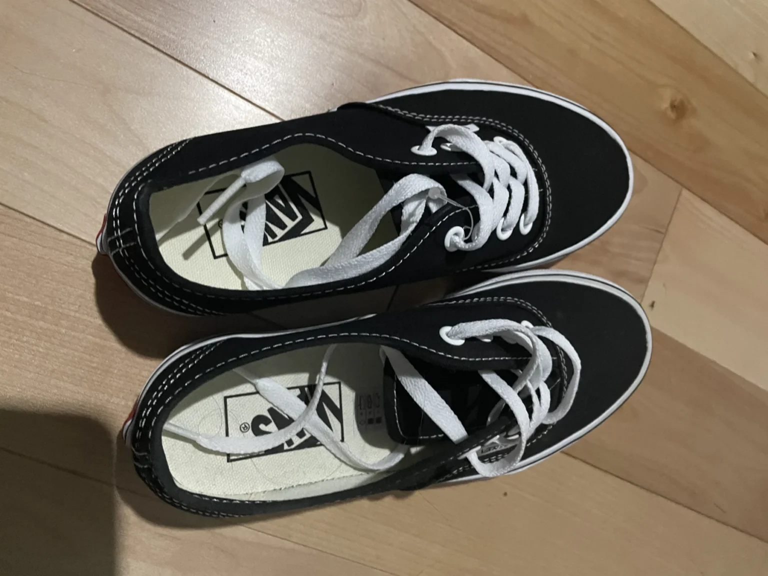 Image for Chaussure Vans Autentic