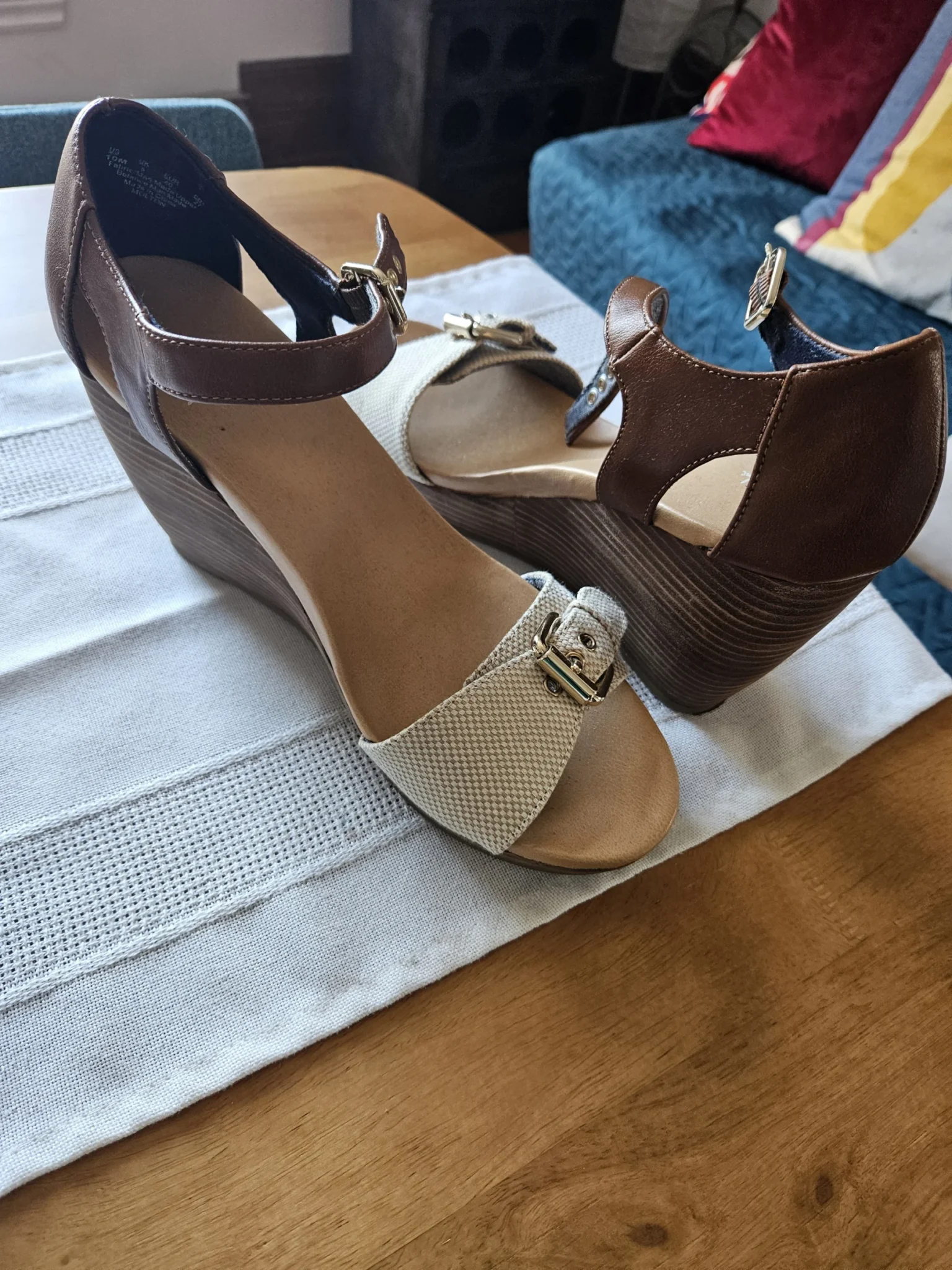 Featured image for Sandales compensées- Dr Scholls