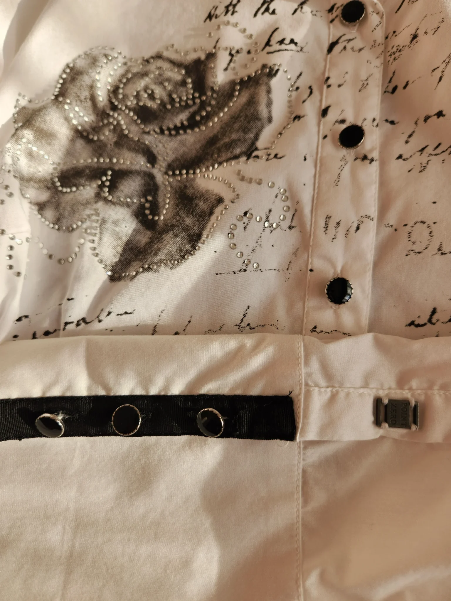 Image for Blouse blanche et noire Point Zero