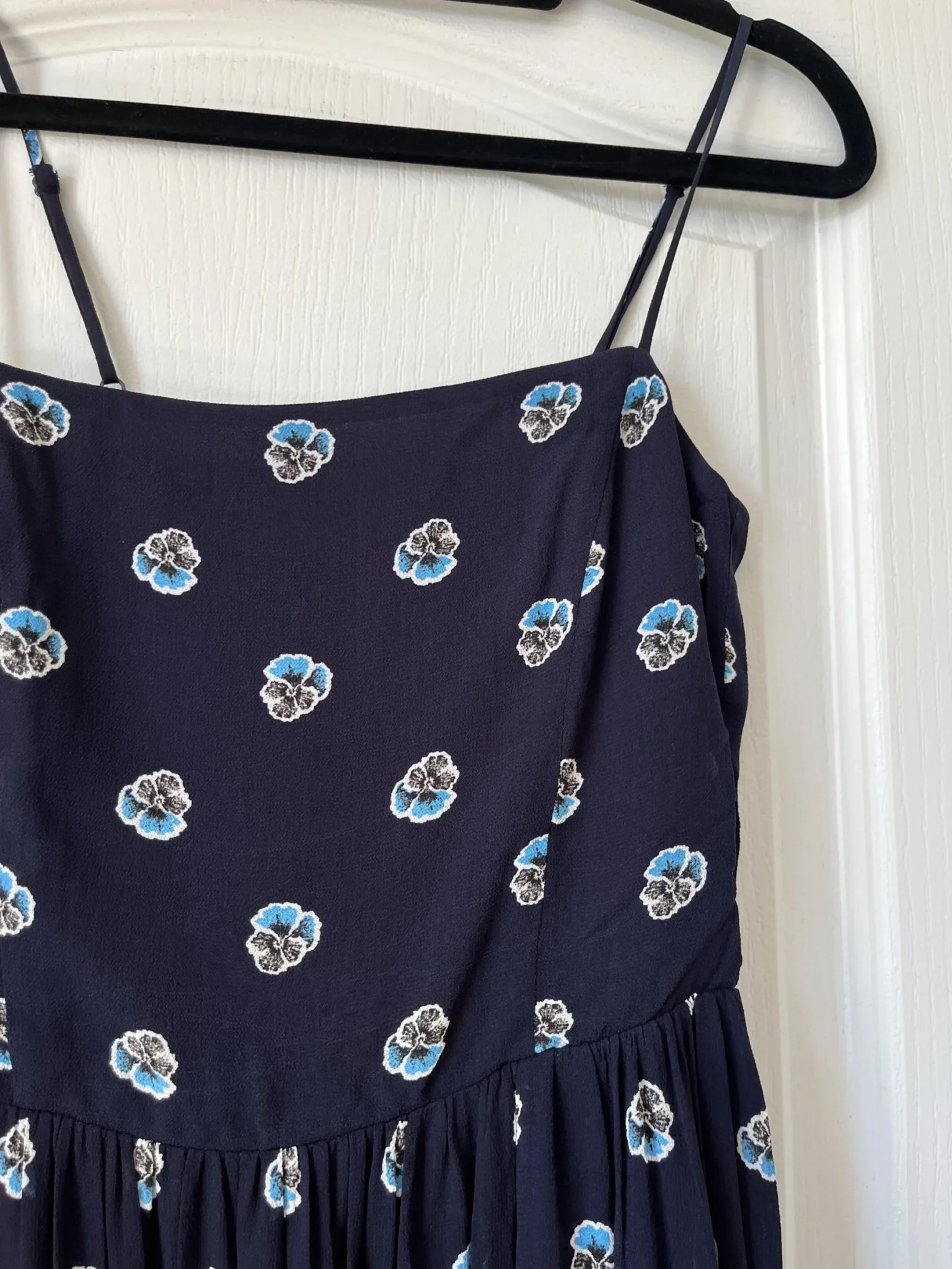 Image for Size 2 navy blue floral Babaton dress