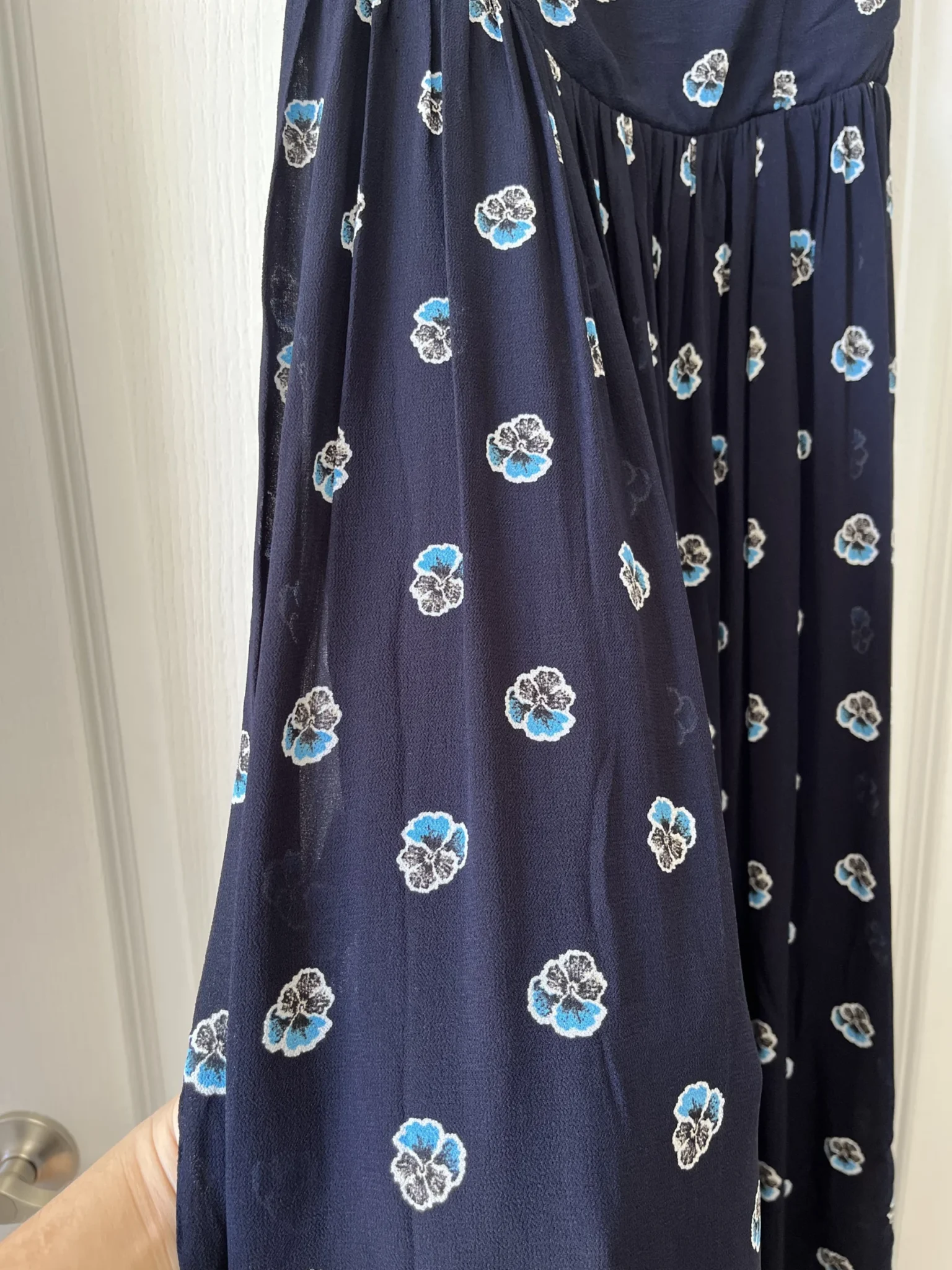 Image for Size 2 navy blue floral Babaton dress