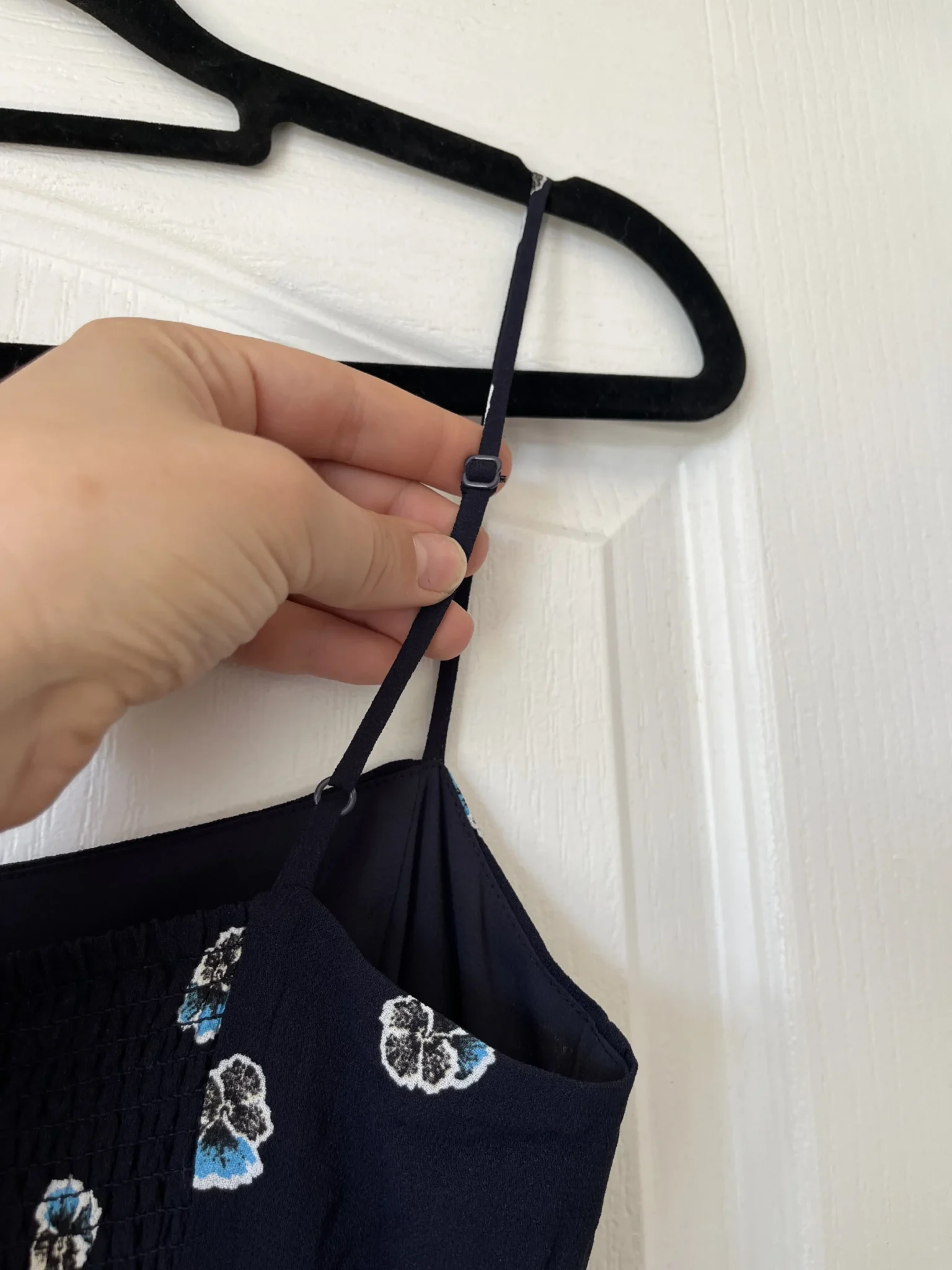 Image for Size 2 navy blue floral Babaton dress
