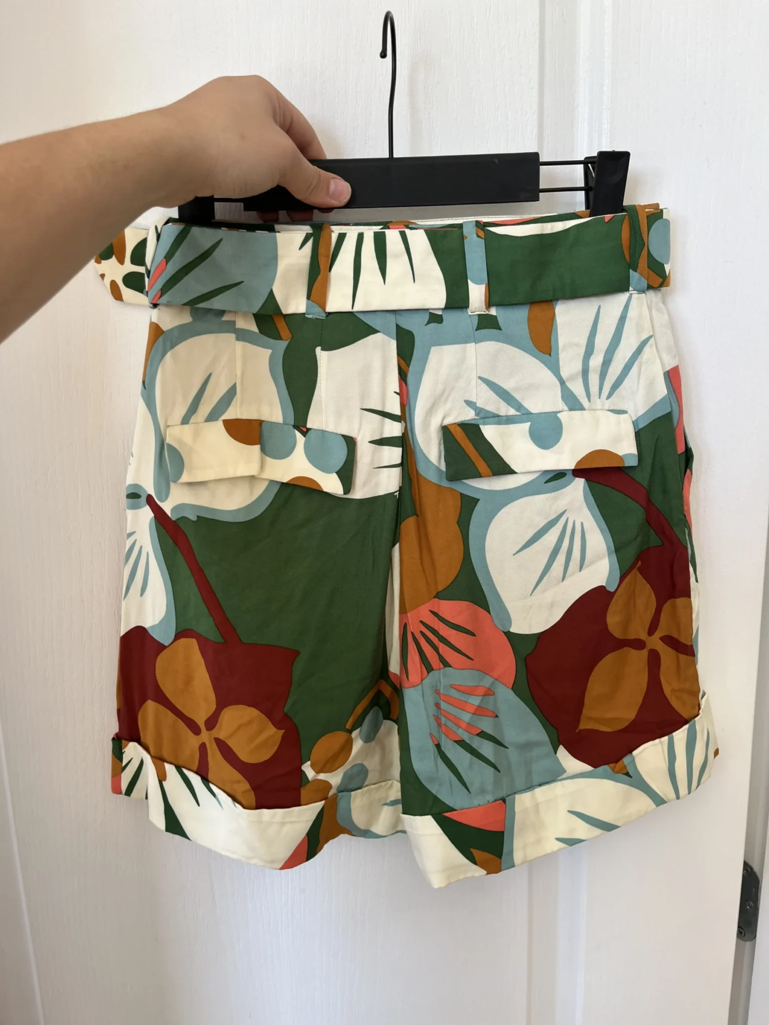 Image for Ted Baker shorts size 1 (4US) with colourful satin pattern