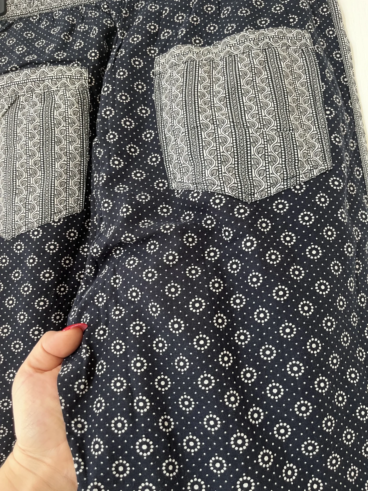 Image for Scotch and Soda women's trousers size 1 navy blue patterned