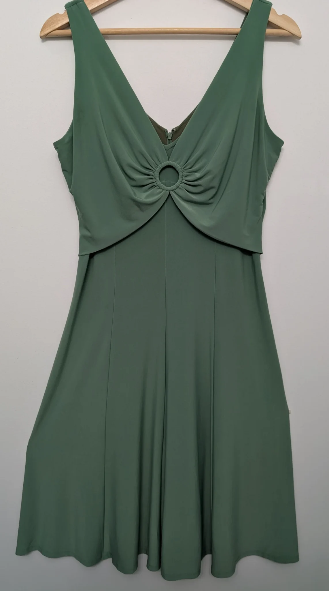 Featured image for Robe vert pomme – Evan-Picone