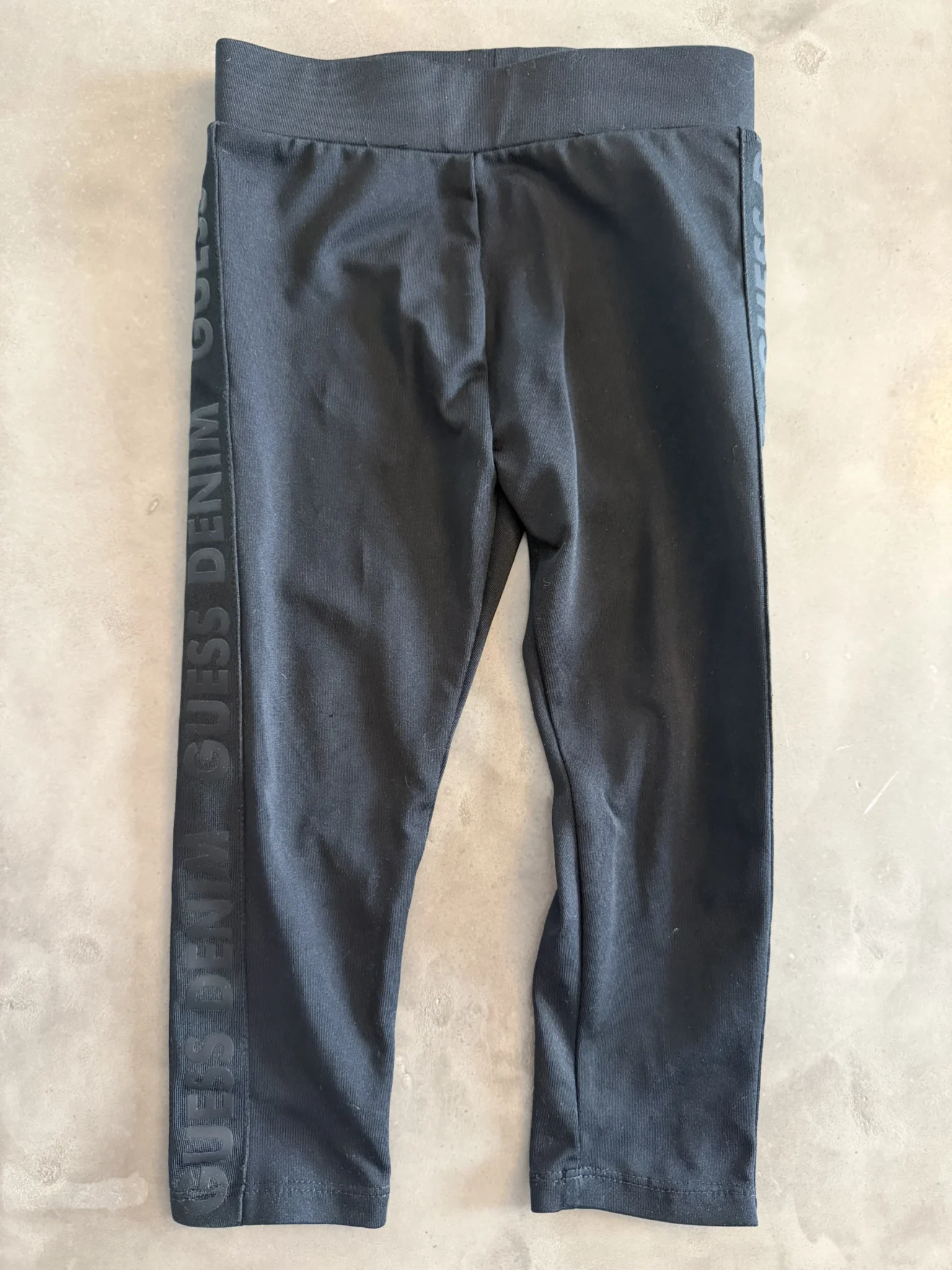 Featured image for Legging Guess 2T