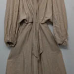 Featured thumbnail for Robe longue de la marque ASOS, issue de la ligne édition