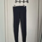 Featured thumbnail for Legging TNA Aritzia Small