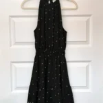 Thumbnail for Robe noire fleurie Aritzia