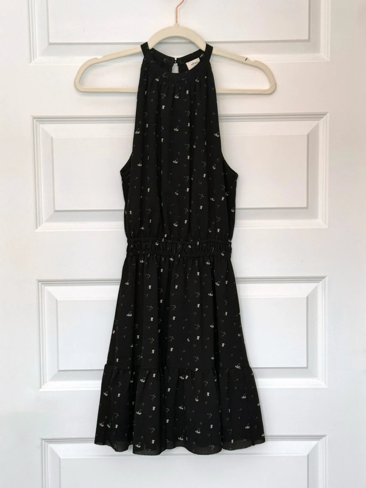 Image for Robe noire fleurie Aritzia