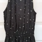 Thumbnail for Robe noire fleurie Aritzia