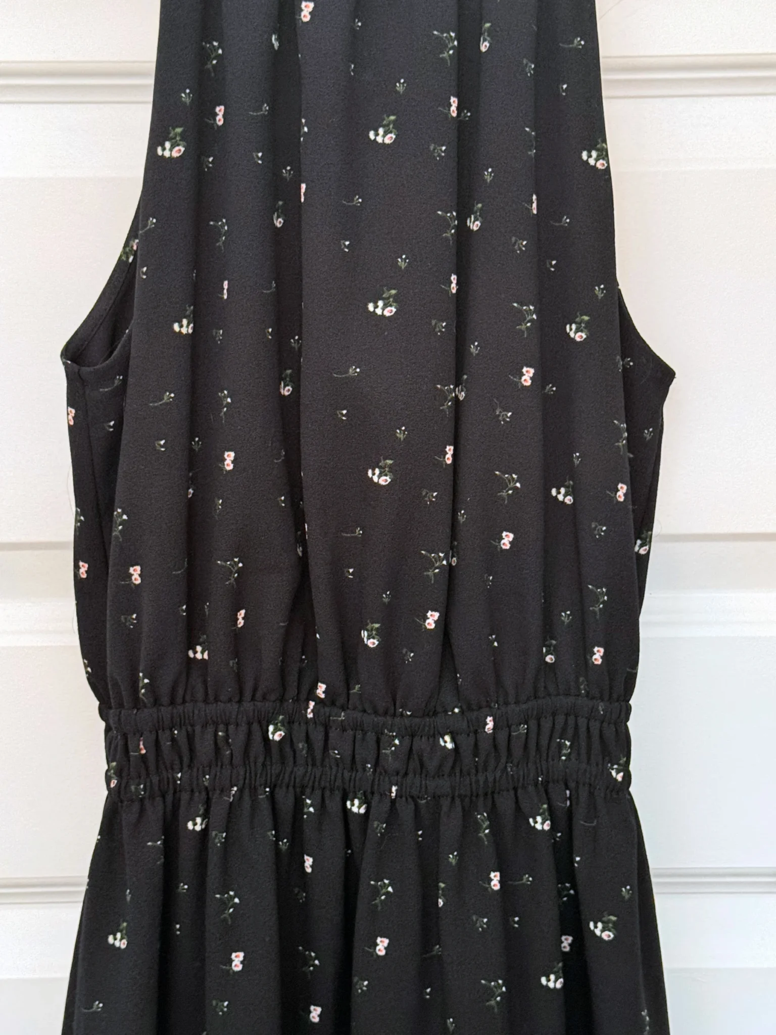 Image for Robe noire fleurie Aritzia