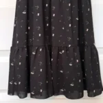 Thumbnail for Robe noire fleurie Aritzia