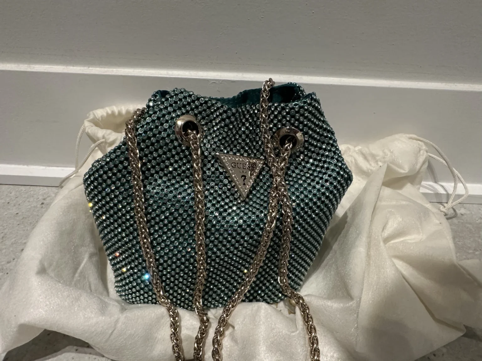 Image for Pochette en maille émeraude guess neuve