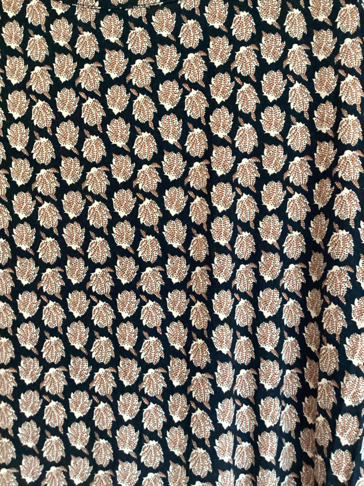 Image for Self-contained leaf tunic
