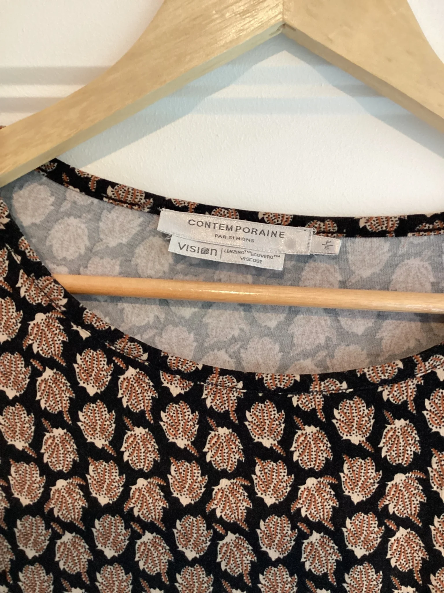Image for Self-contained leaf tunic