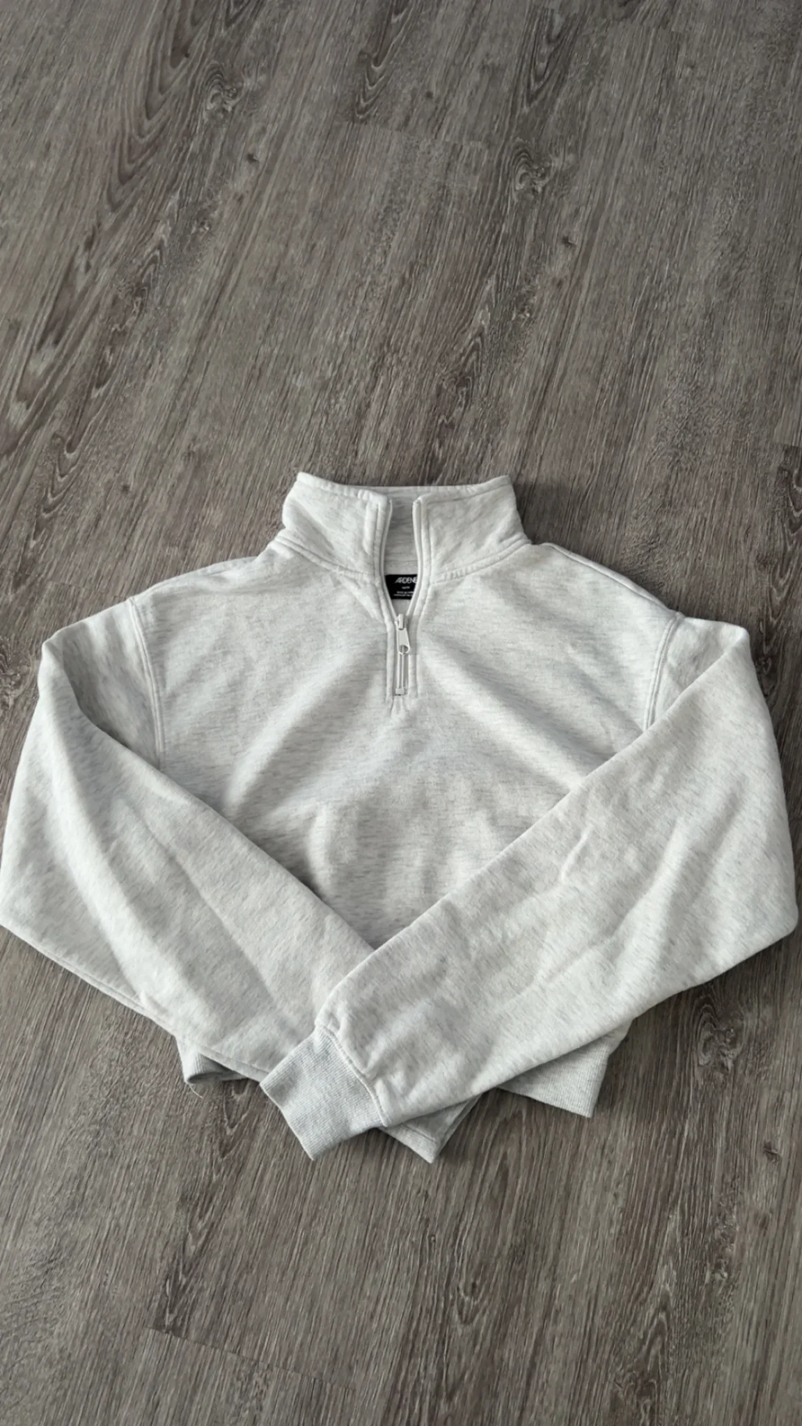 Featured image for Ardene crew neck