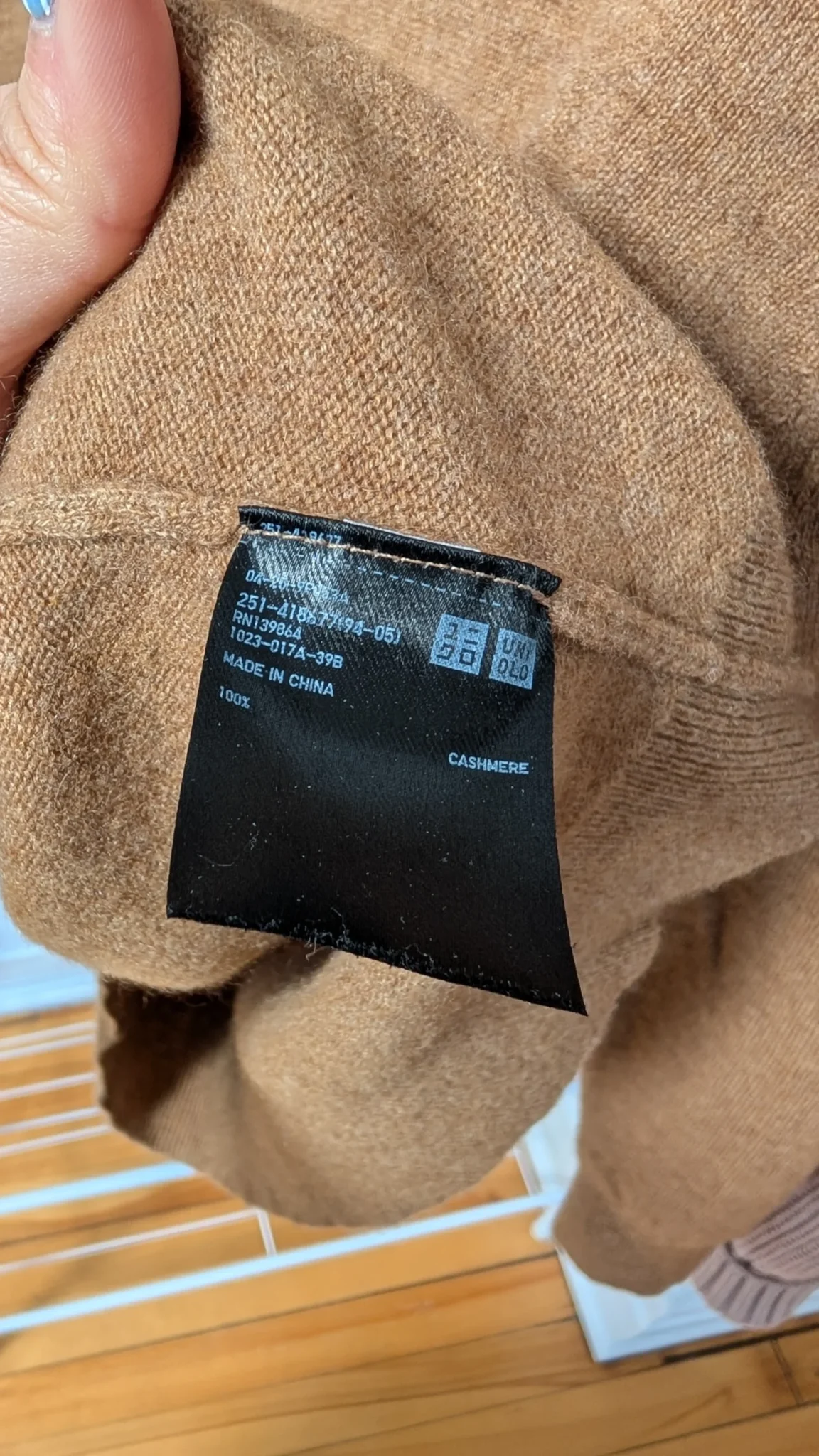 Image for Pull Uniqlo Cachemire